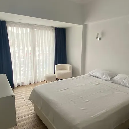 Ξενοδοχείο Bouvardia 4*